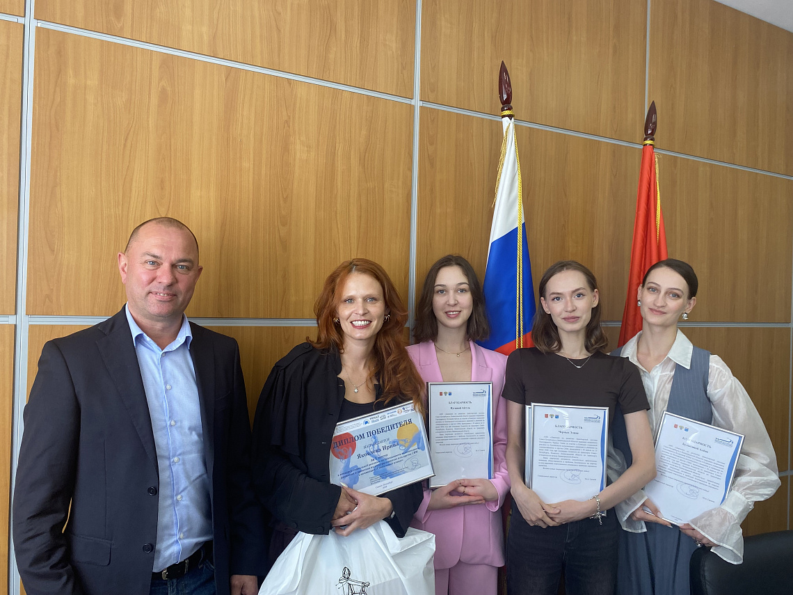 Дирекция наградила победителей конкурса социальной рекламы по безопасности на дорогах