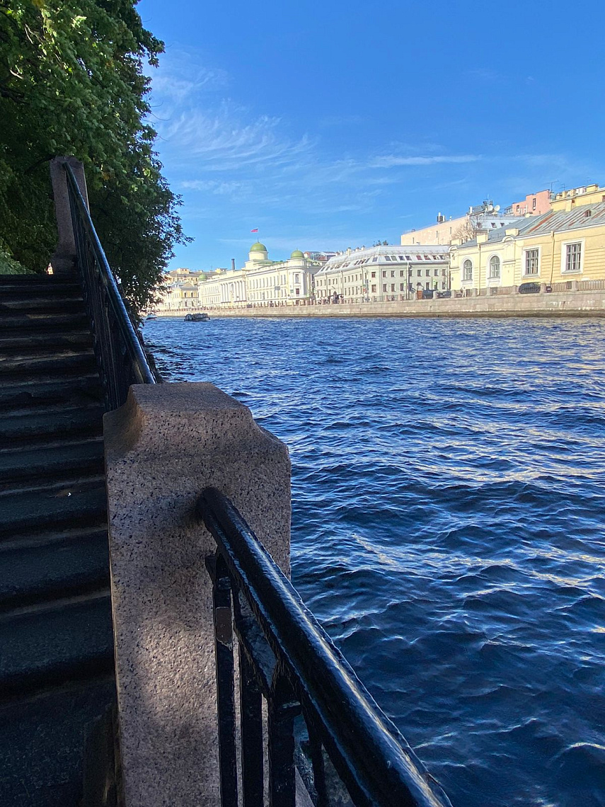 Поздравление с годовщиной основания Санкт-Петербурга